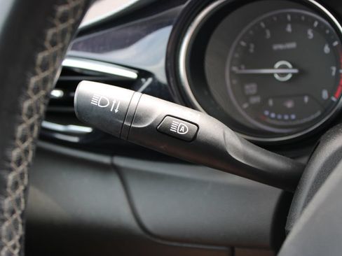 Used 2020 Buick Encore GX Select w/ Sport Touring Package FWD image 35