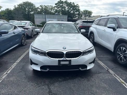 Used 2020 BMW 330i xDrive Sedan w/ Premium Package AWD/4WD image 2