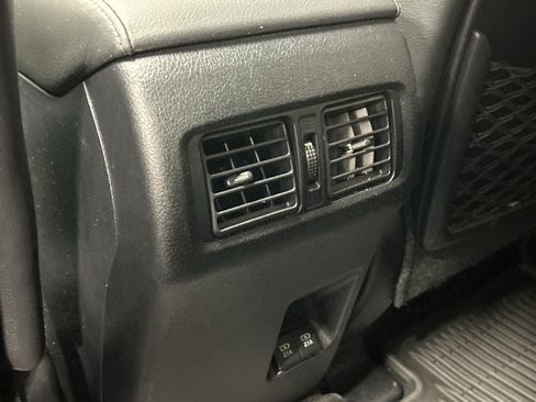 Used 2022 Toyota 4Runner Limited AWD/4WD image 27