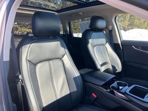 Used 2023 Lincoln Nautilus Reserve w/ Equipment Group 201A image 22