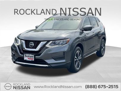 Used 2019 Nissan Rogue SV w/ Sun & Sound Touring Package