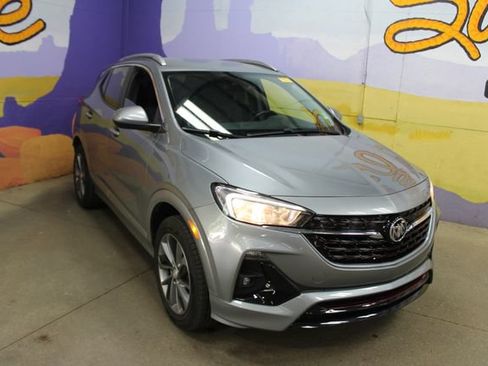 Used 2023 Buick Encore GX Preferred w/ Sport Touring Package AWD/4WD image 2