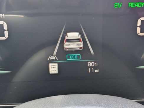 New 2026 Kia Niro EX image 32