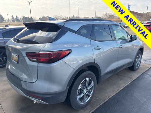 Used 2024 Chevrolet Blazer LT w/ Convenience Package image 7