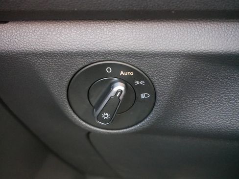 Certified 2024 Volkswagen Jetta Sport image 26