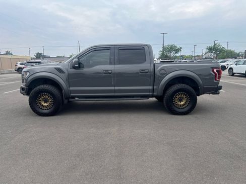 Used 2018 Ford F150 Raptor w/ Equipment Group 802A Luxury AWD/4WD image 8