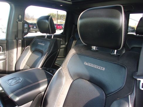 Used 2023 RAM 1500 Laramie image 9