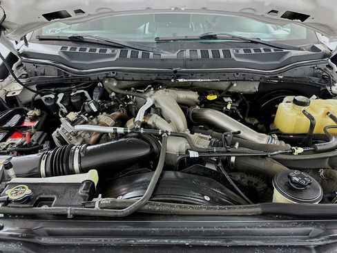 Used 2020 Ford F250 XLT AWD/4WD image 29