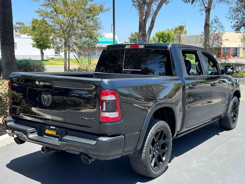 Used 2020 RAM 1500 Laramie AWD/4WD image 32