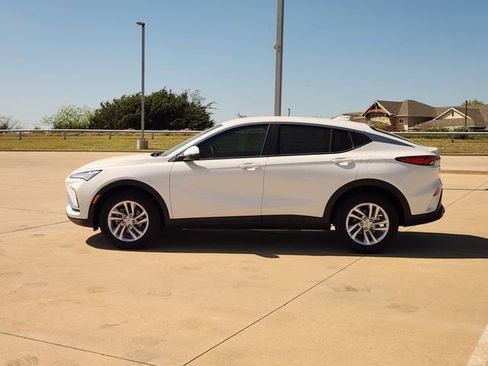 New 2026 Buick Envista Preferred image 4