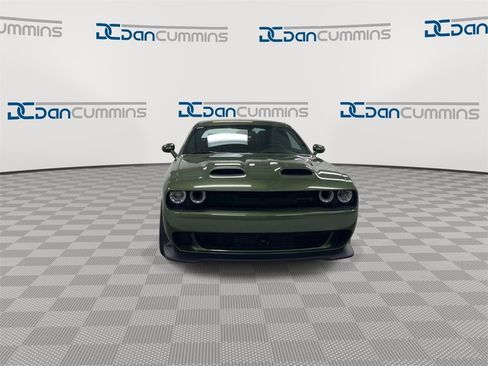 Used 2023 Dodge Challenger SRT Hellcat w/ Driver Convenience Group image 3