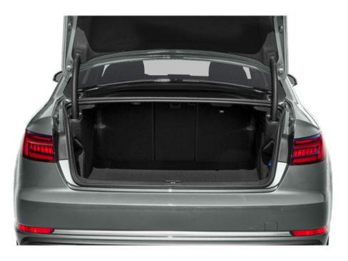 Used 2019 Audi A4 2.0T Premium w/ Convenience Package image 11