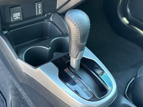 Used 2019 Honda Fit EX-L image 16