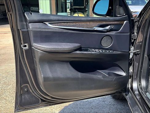 Used 2018 BMW X5 sDrive35i image 21