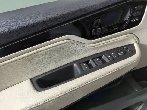 New 2026 Honda Odyssey Elite image 11