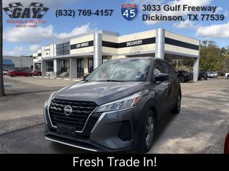 Used 2021 Nissan Kicks S video 2