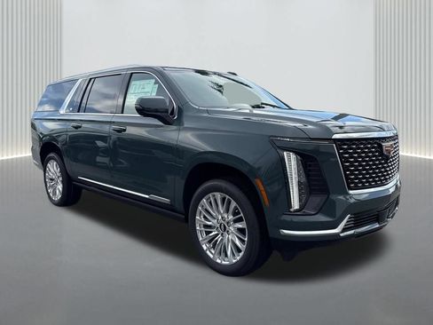 New 2026 Cadillac Escalade ESV Luxury AWD/4WD image 2