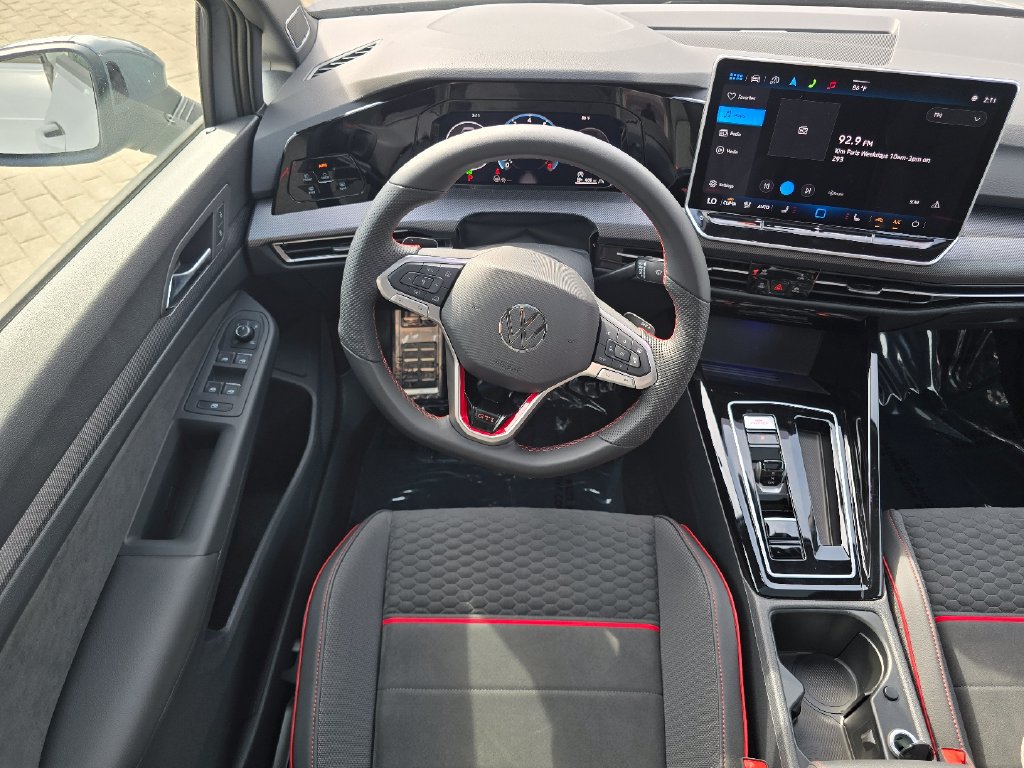 New 2026 Volkswagen GTI SE FWD image 18