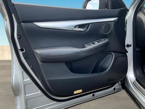 Certified 2020 INFINITI QX50 Luxe w/ Navigation Package FWD image 19