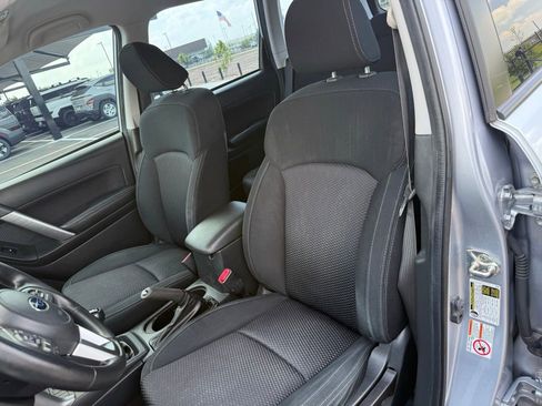 Used 2018 Subaru Forester 2.5i AWD/4WD image 14