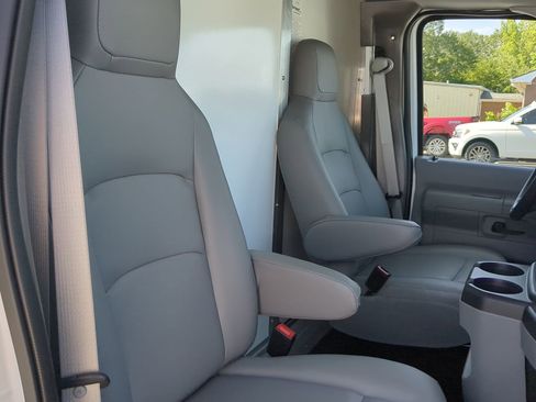 New 2025 Ford E-450 and Econoline 450 Super Duty w/ Power Equipment Group image 12