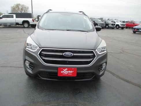 Used 2017 Ford Escape SE w/ Equipment Group 201A image 12