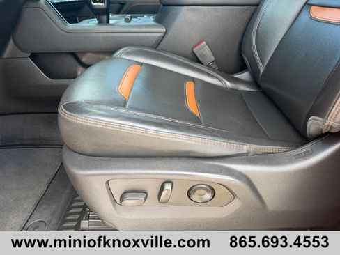 Used 2023 GMC Sierra 1500 AT4 w/ Technology Package AWD/4WD image 13