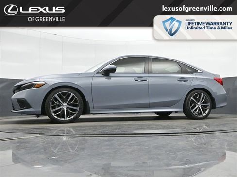 Used 2022 Honda Civic Touring image 16