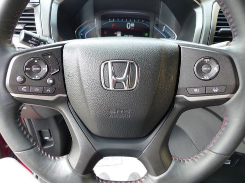 Used 2023 Honda Odyssey Sport image 18