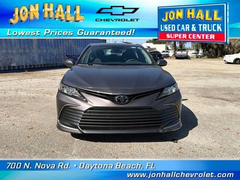 Used 2022 Toyota Camry LE image 15
