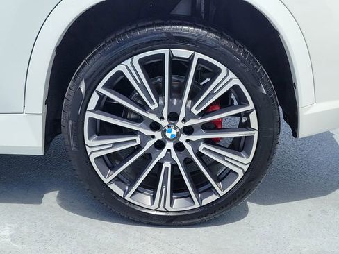 Used 2025 BMW X1 xDrive28i w/ Technology Package AWD/4WD image 11