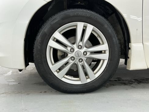 Used 2015 Nissan Quest SL w/ Bose Package image 16