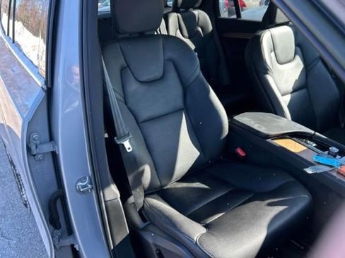 Used 2023 Volvo XC90 B6 Plus w/ Protection Package Premier image 2