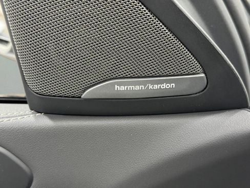 New 2026 BMW X6 M60i image 24