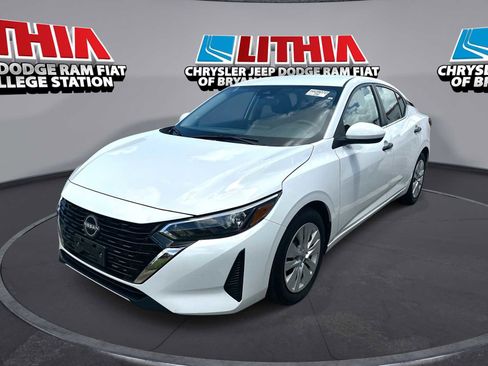 Used 2025 Nissan Sentra S FWD image 1