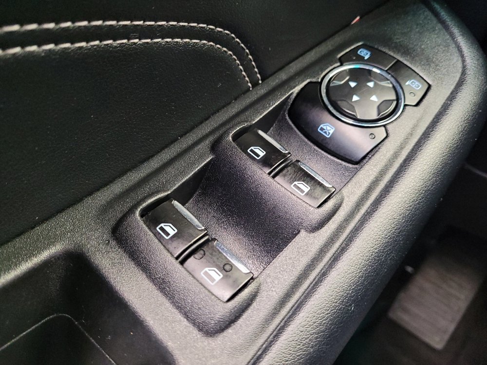 Used 2022 Ford Edge Titanium AWD/4WD image 27