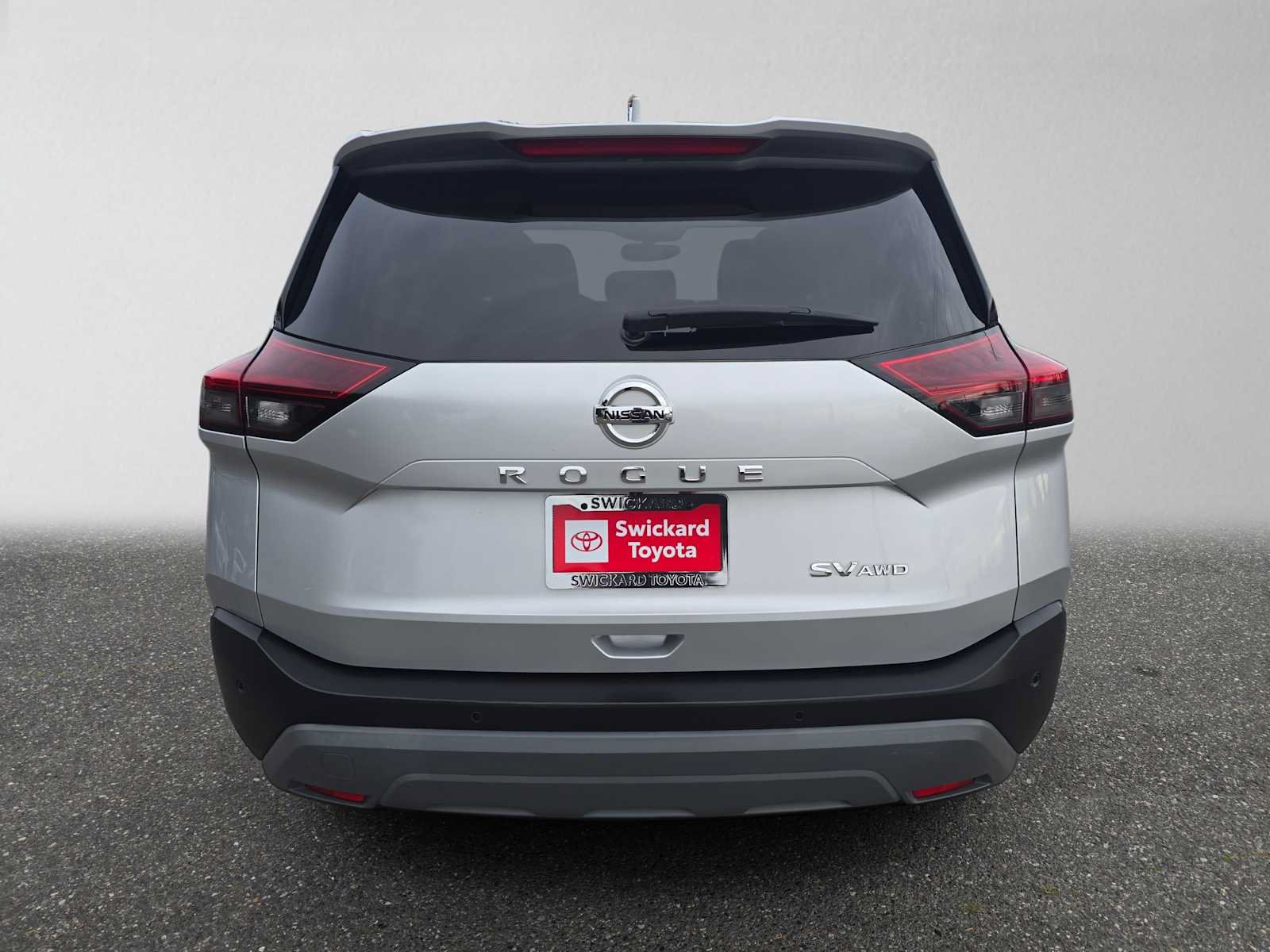 Used 2021 Nissan Rogue SV AWD/4WD image 4