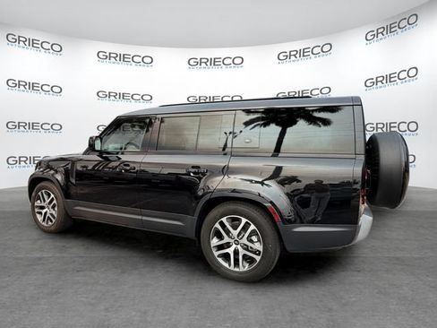 Used 2023 Land Rover Defender 130 SE AWD/4WD image 5