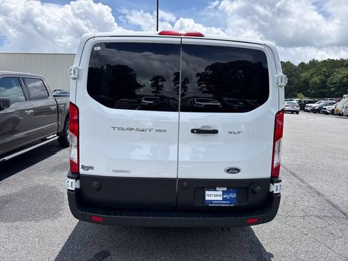 Used 2024 Ford Transit 350 XLT RWD image 6