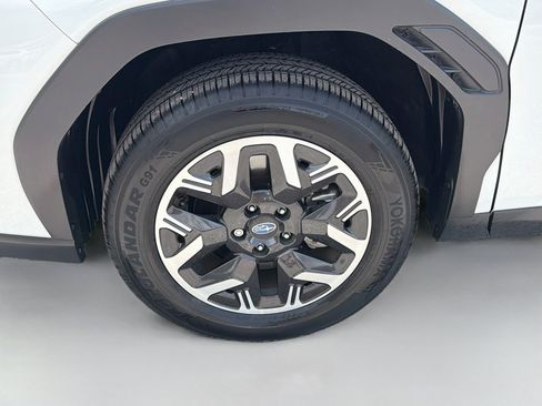 Certified 2026 Subaru Forester Premium AWD/4WD image 40