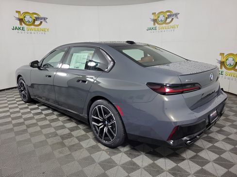New 2026 BMW 760i xDrive image 5