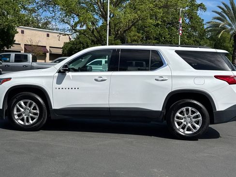 Used 2020 Chevrolet Traverse LT image 6