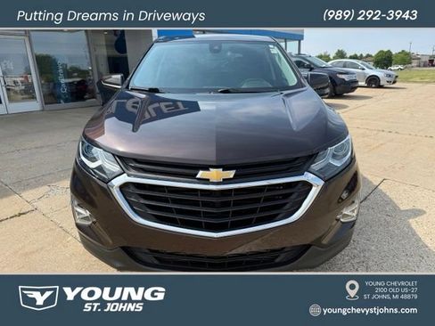 Used 2020 Chevrolet Equinox LT w/ Driver Convenience Package FWD image 8