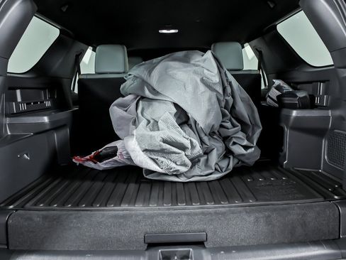 Used 2025 Toyota 4Runner Trailhunter image 16