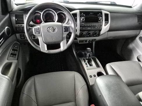 Used 2012 Toyota Tacoma 4x4 Double Cab w/ SR5 Pkg image 10