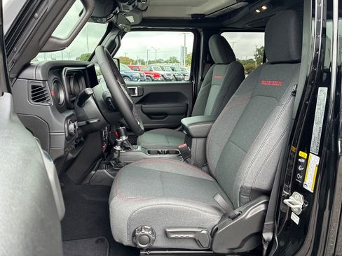 New 2025 Jeep Wrangler Rubicon image 9