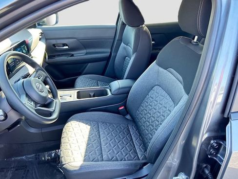 New 2026 Nissan Kicks SV w/ Cold Weather Package FWD image 15