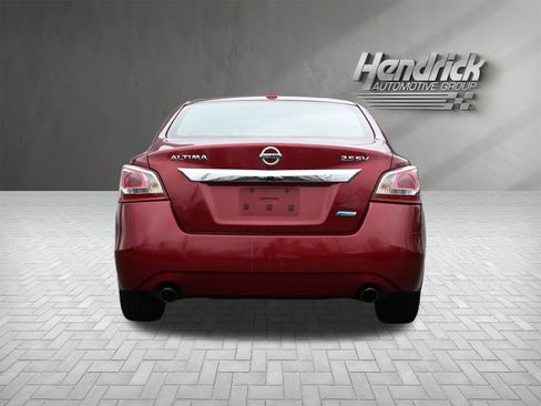 Used 2013 Nissan Altima 2.5 SV image 8