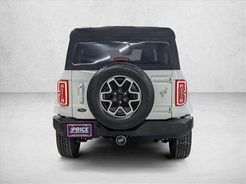 Used 2024 Ford Bronco Outer Banks image 6
