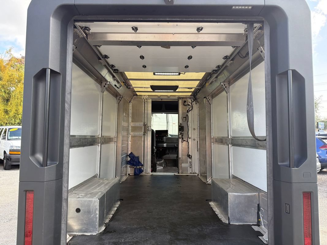 Used 2024 Chevrolet Brightdrop 600 w/ Commercial Equipment Package AWD/4WD image 25